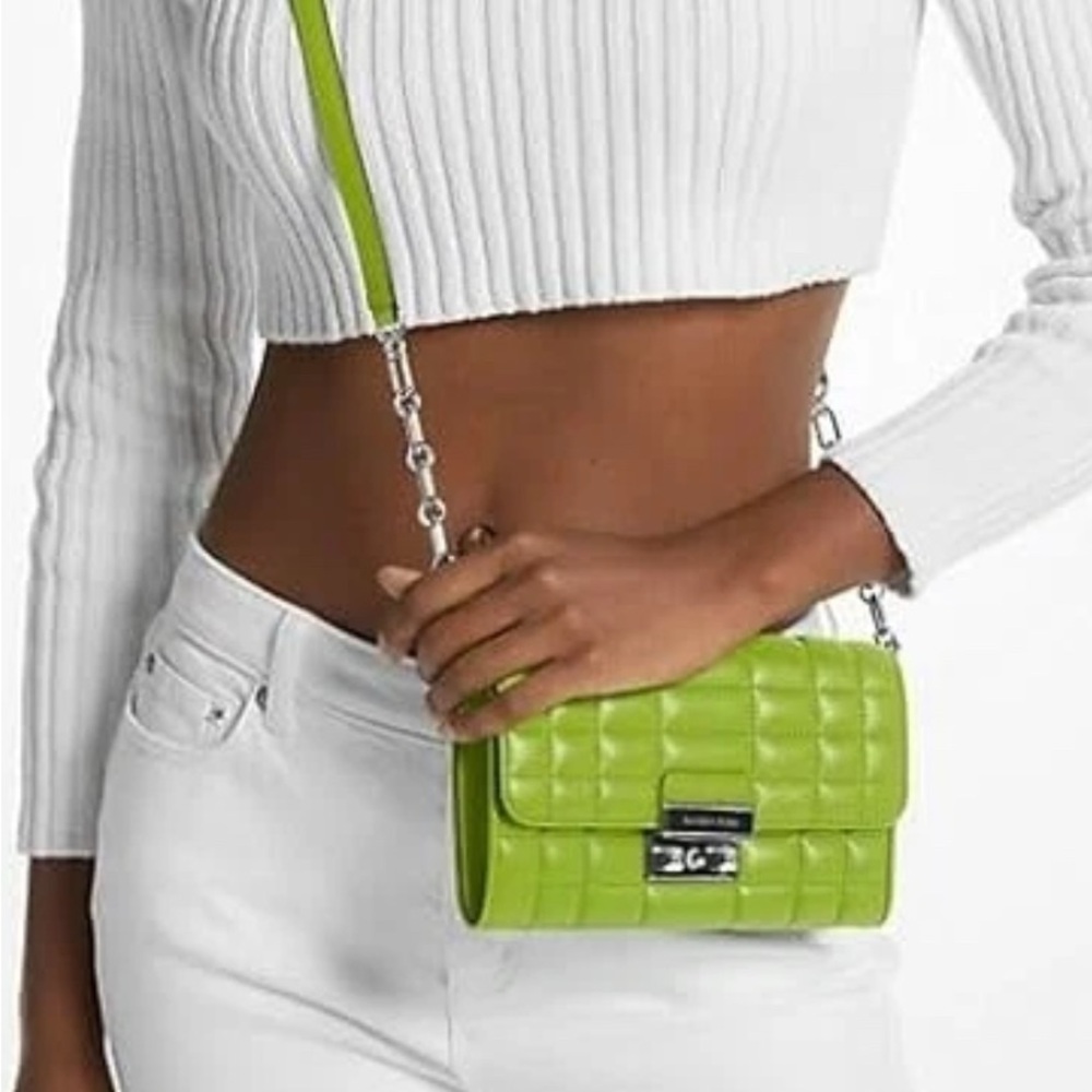 Michael Kors 💚 Lime Green 💚 Quilted Tribeca Wallet on a Chain. NWT